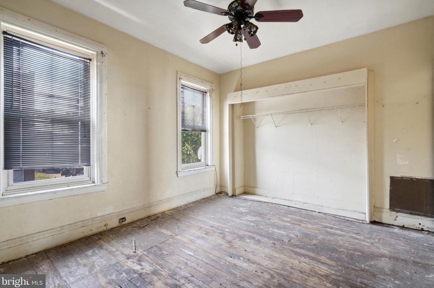 3029 Susquehanna Ave, Philadelphia PA  19121-1122 exterior