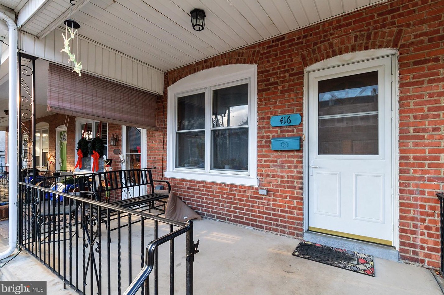 416 Ripka St, Philadelphia PA  19128-3335 exterior