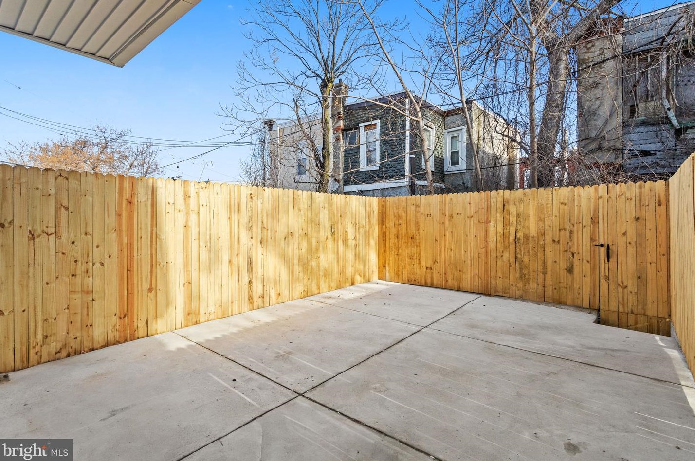 1321 Somerset St, Philadelphia PA  19132-2738 exterior
