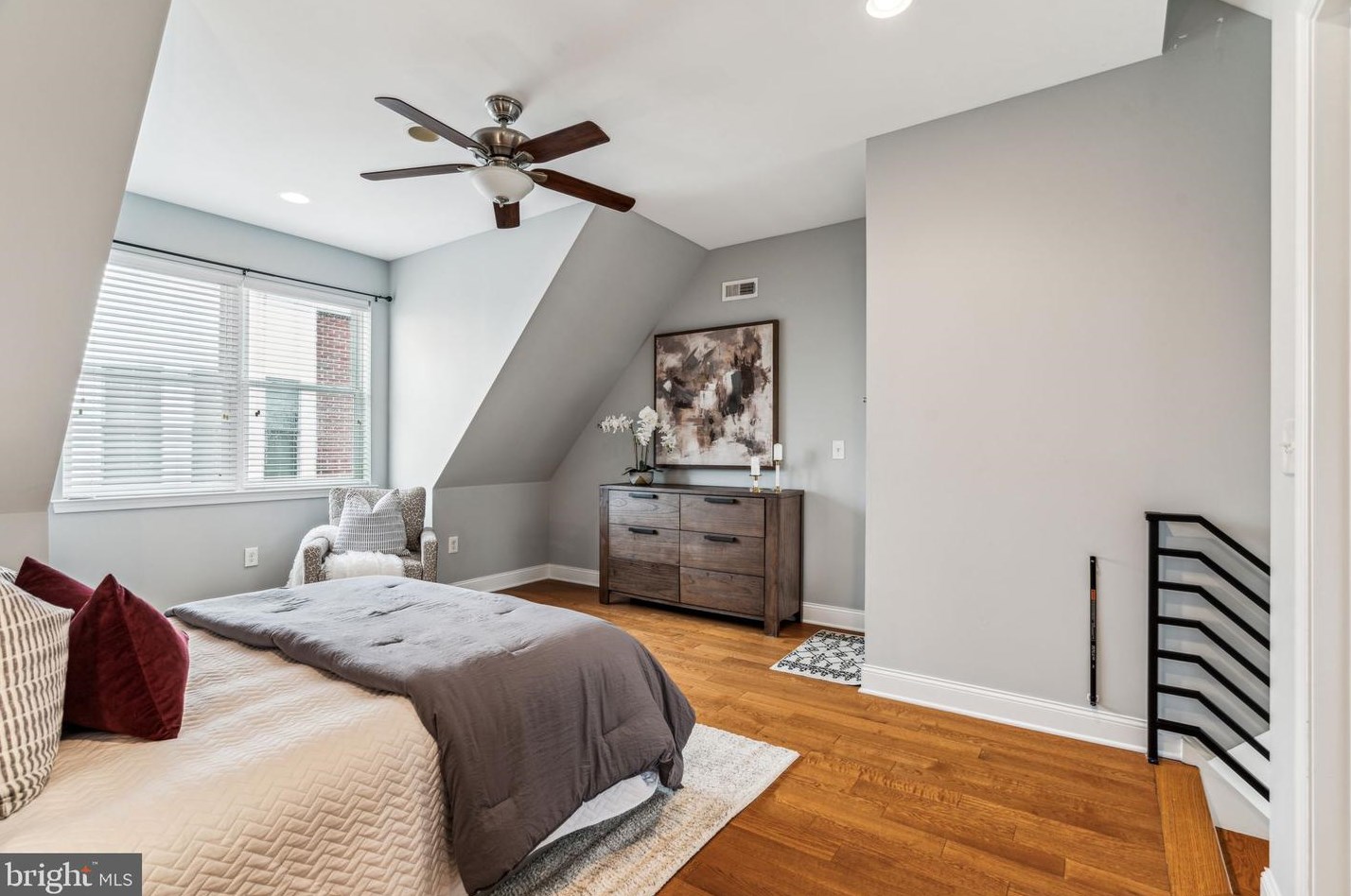 1009 Reese St, Philadelphia PA  19147-4023 exterior