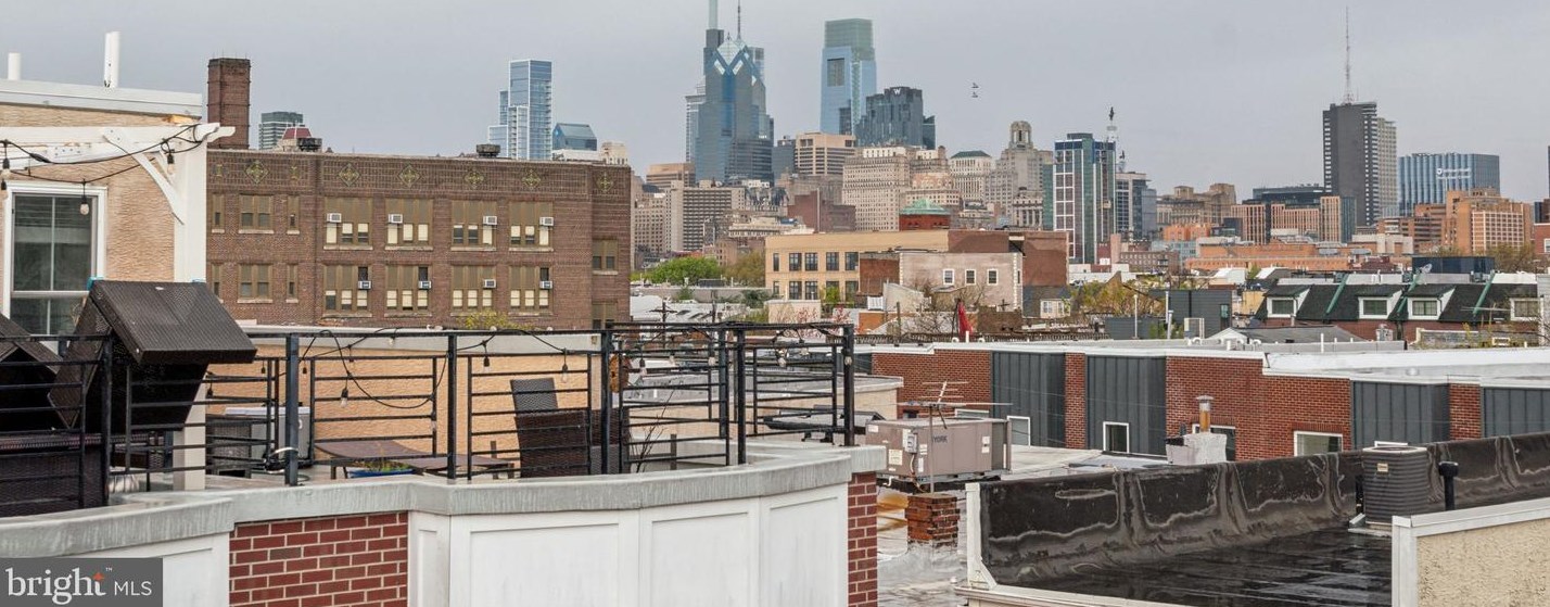 1009 Reese St, Philadelphia PA  19147-4023 exterior