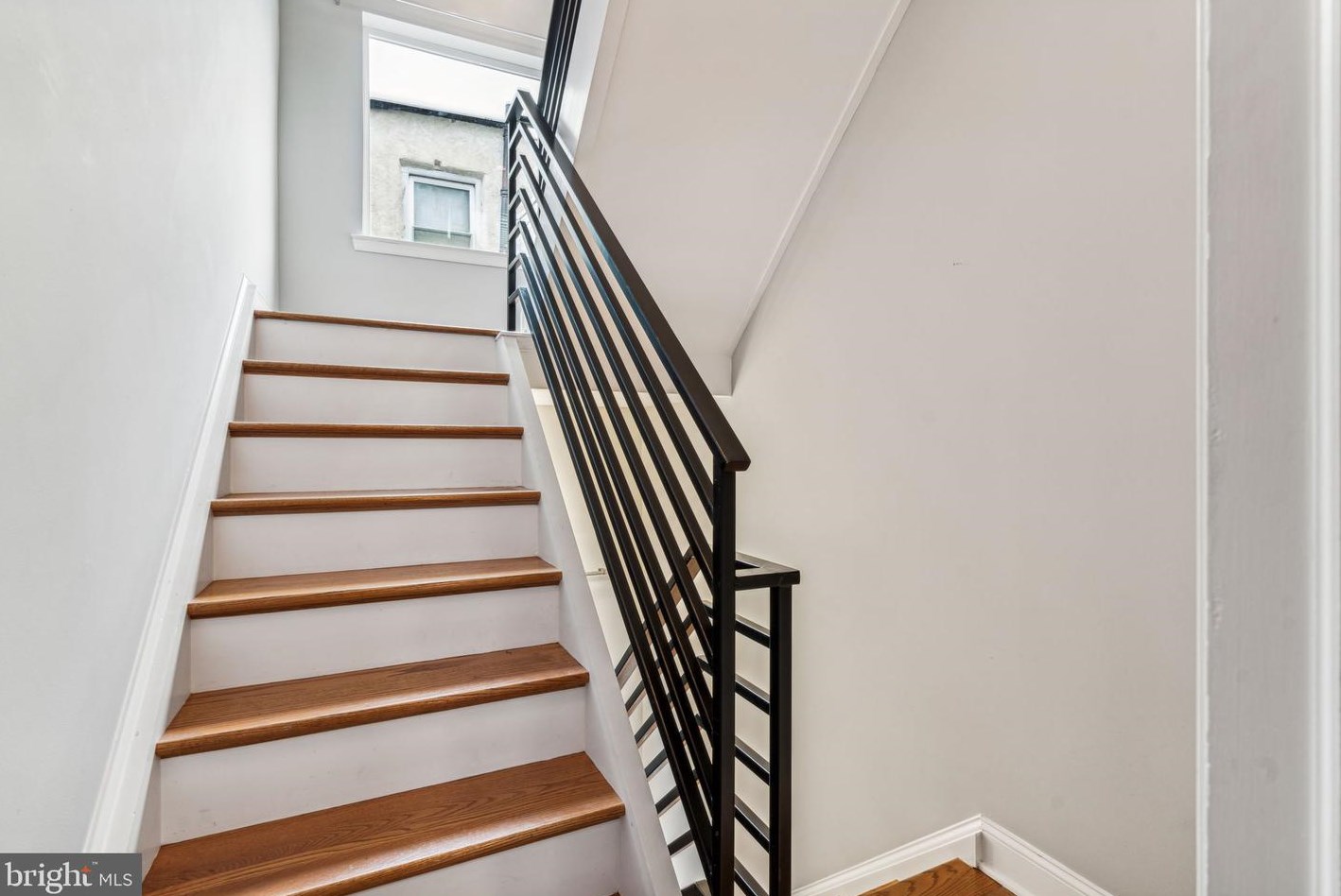 1009 Reese St, Philadelphia PA  19147-4023 exterior