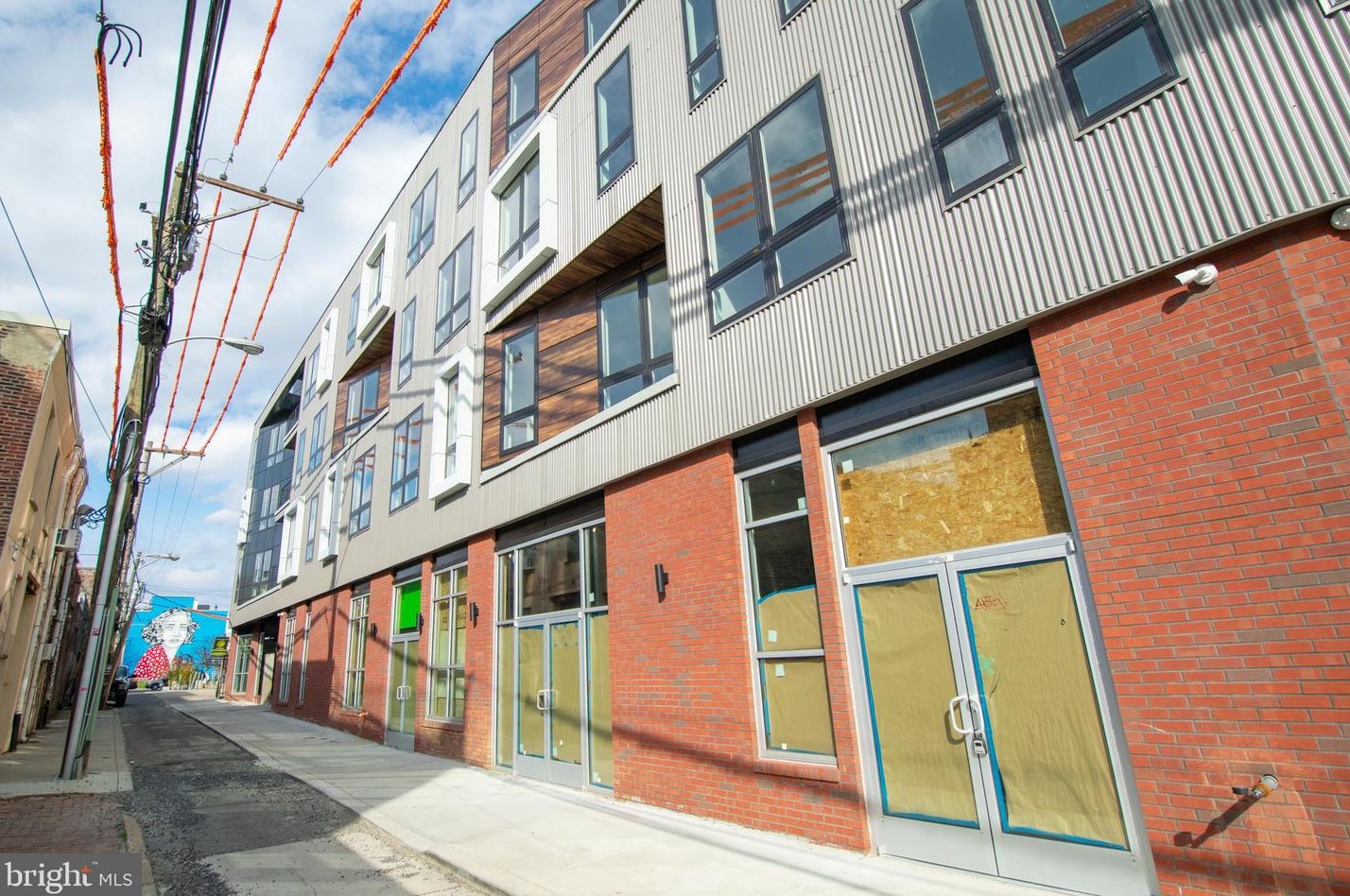 1325 Lee St, Philadelphia PA  19125 exterior