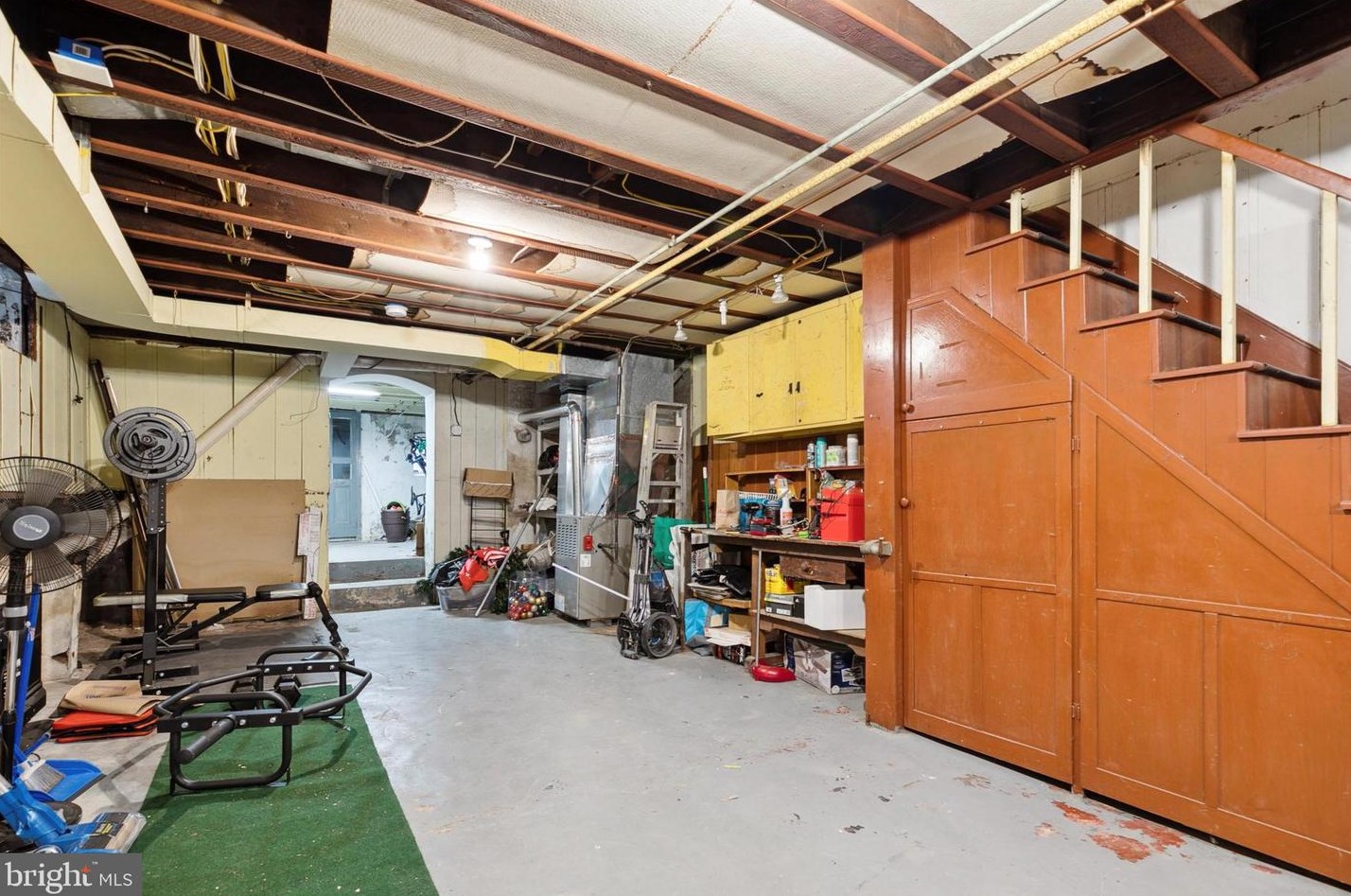 223 Wendover St, Philadelphia PA  19128-5041 exterior