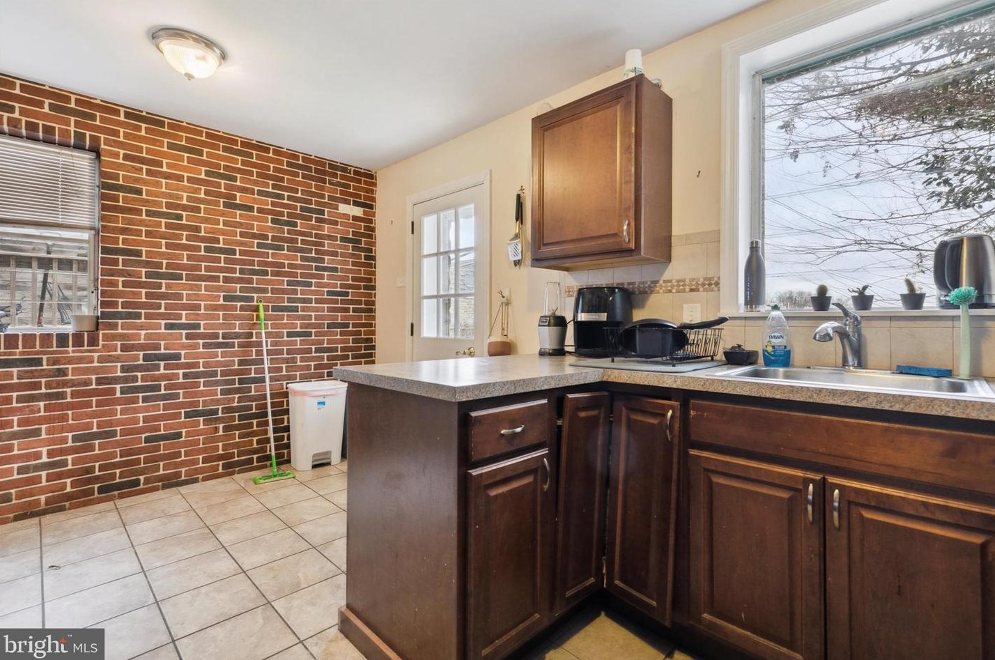 223 Wendover St, Philadelphia PA  19128-5041 exterior