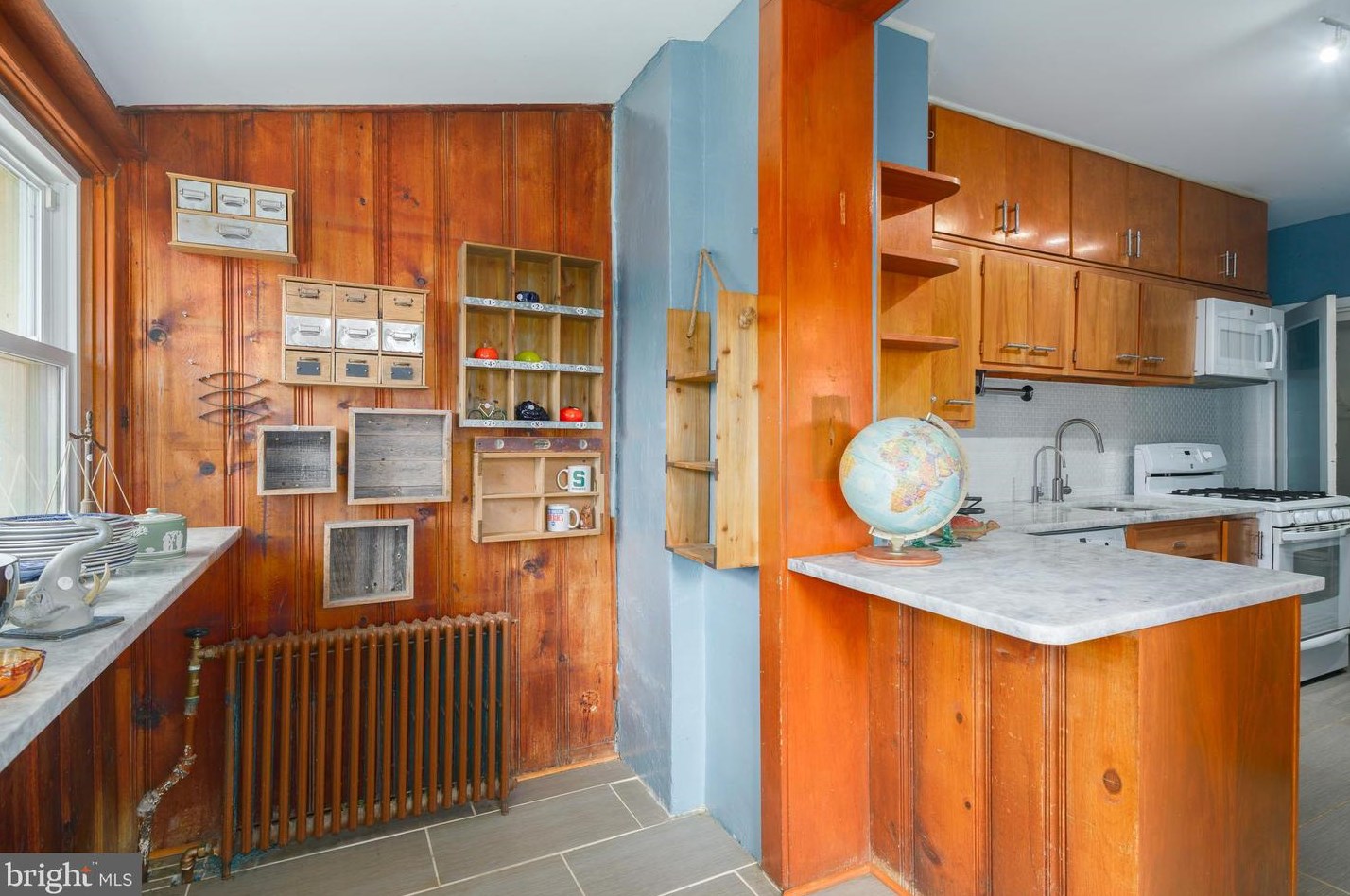 627 Kingsley St, Philadelphia PA 19128-3604 exterior