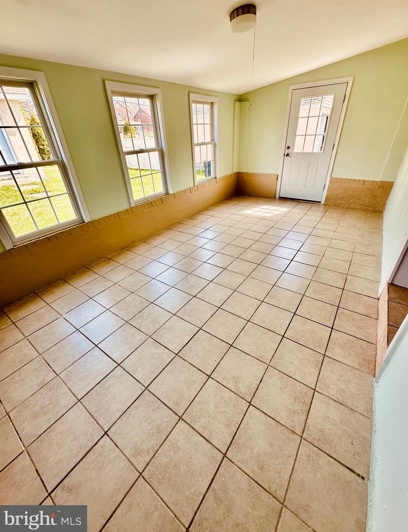 1001 Ripley St, Philadelphia PA  19111-2630 exterior