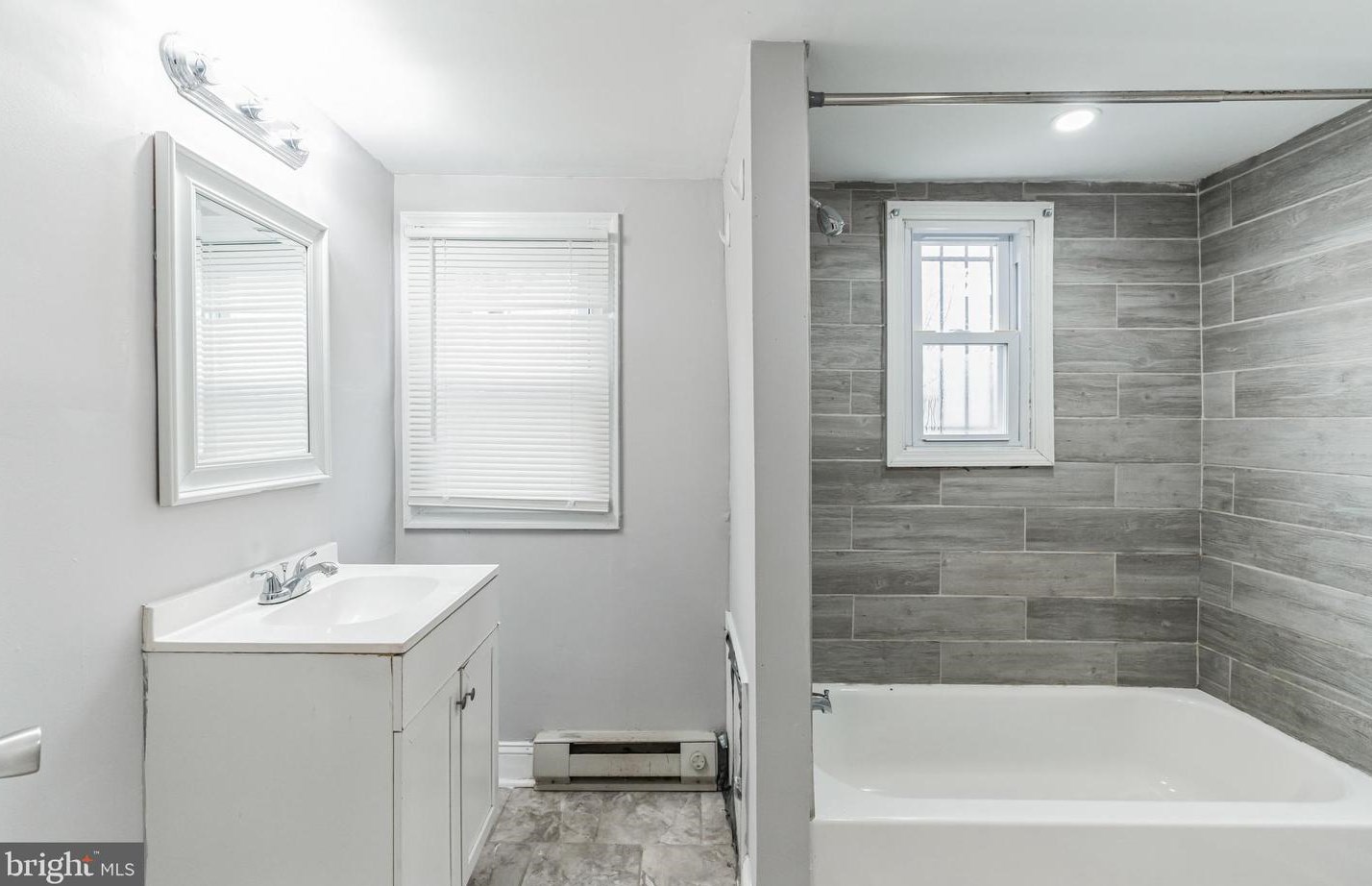 4920 Thompson St, Philadelphia PA 19131-4531 exterior