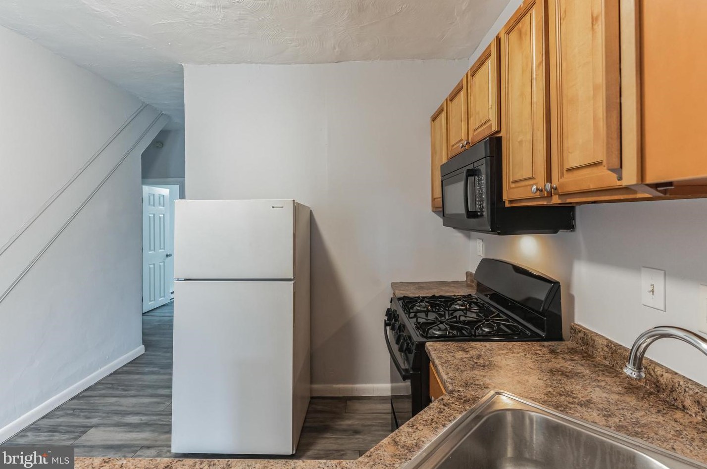 4920 Thompson St, Philadelphia PA 19131-4531 exterior