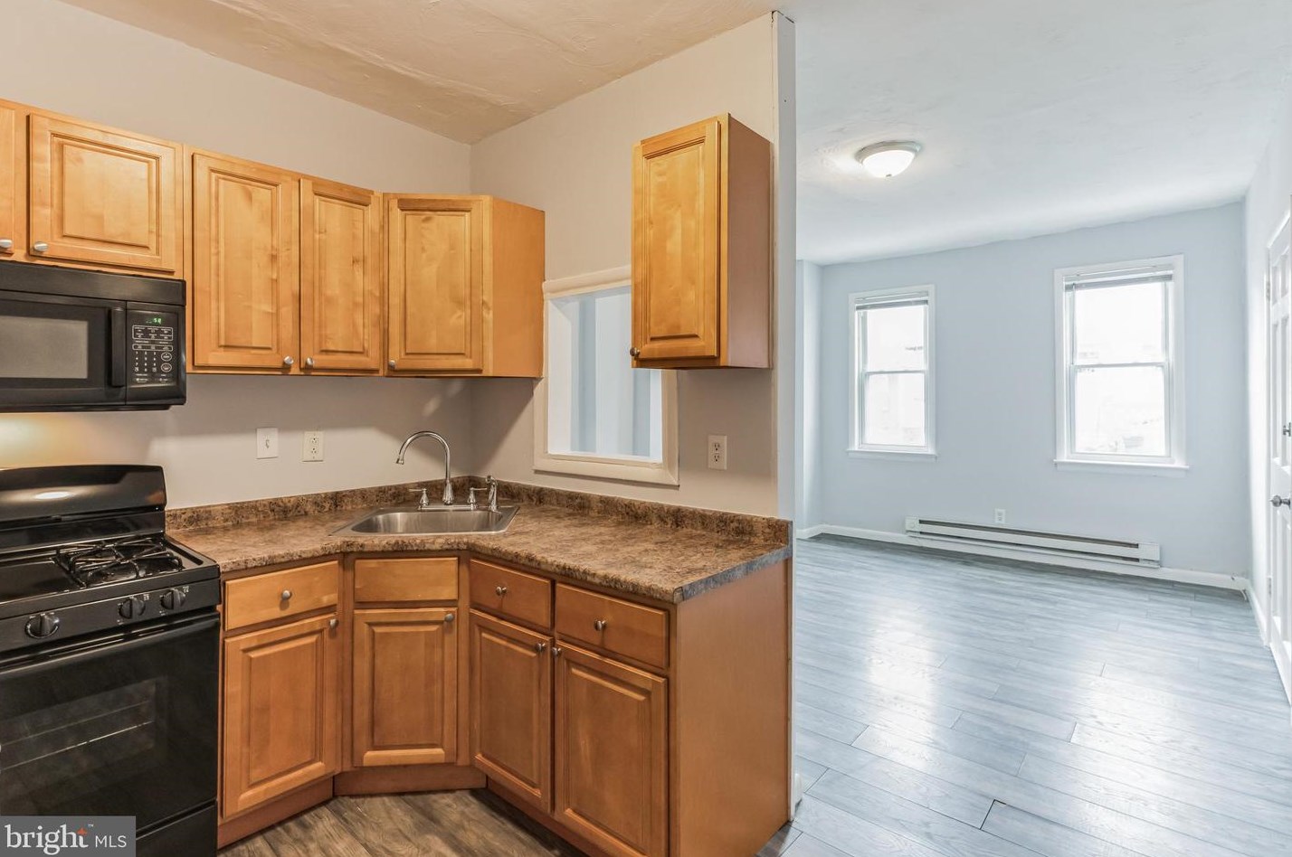 4920 Thompson St, Philadelphia PA 19131-4531 exterior