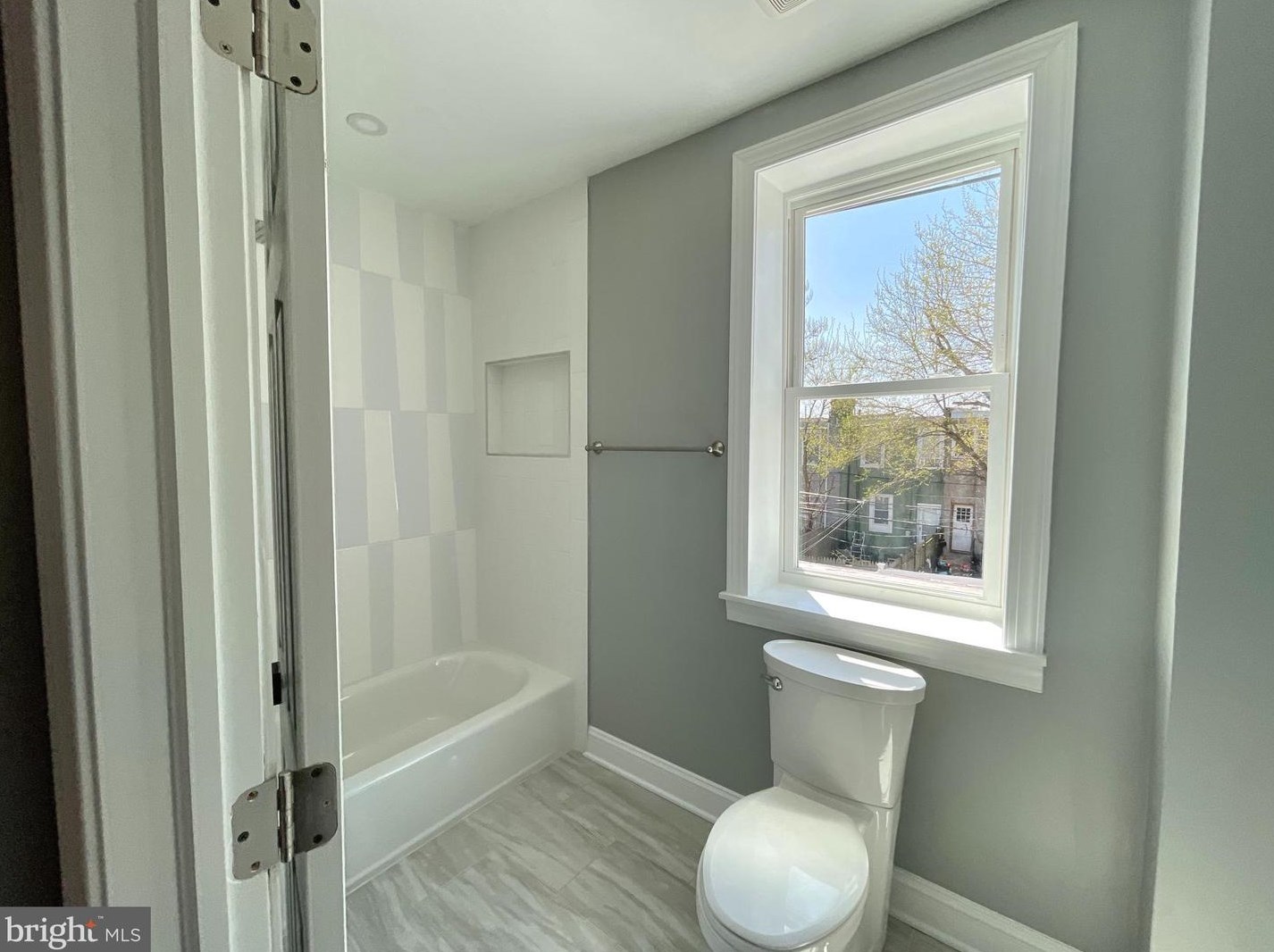 1934 Ruan St, Philadelphia PA  19124-4623 exterior