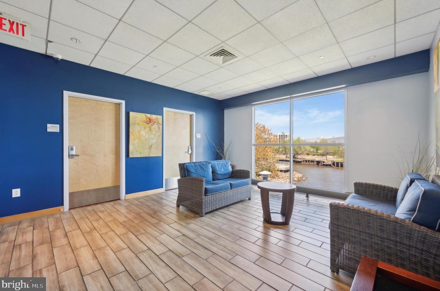901 Penn St, Philadelphia PA  19123-3131 exterior