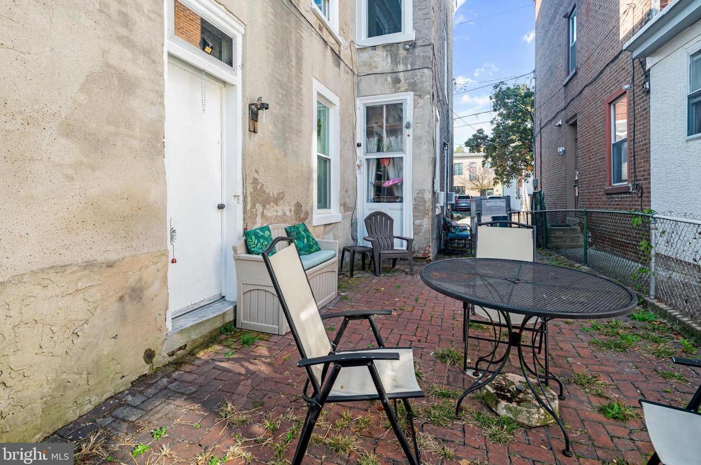 204 Ripka St, Philadelphia PA  19127-1104 exterior