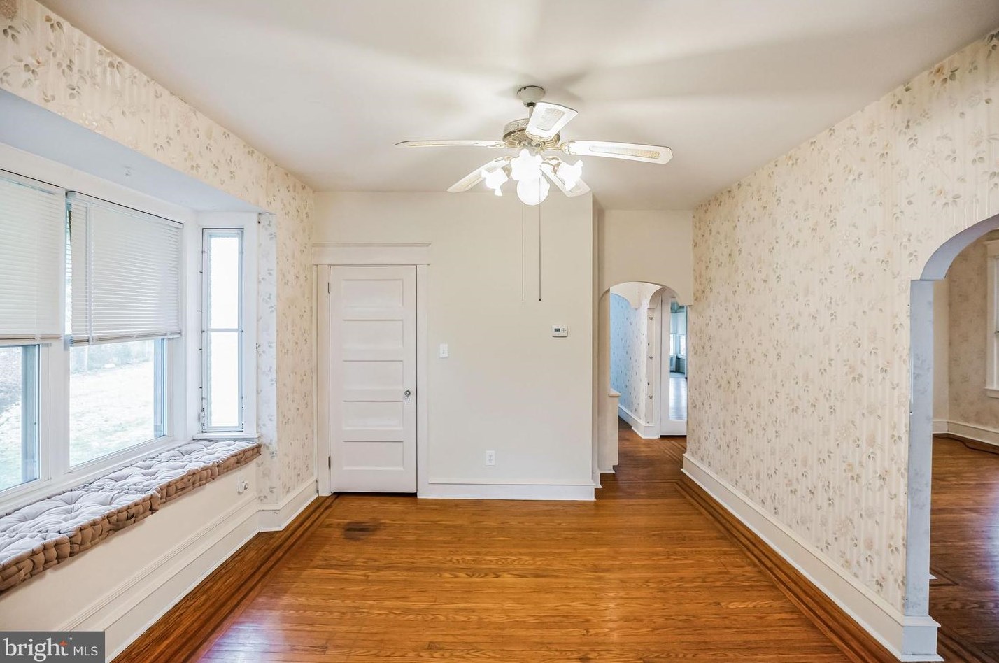 4137 Howell St, Philadelphia PA 19135-3913 exterior