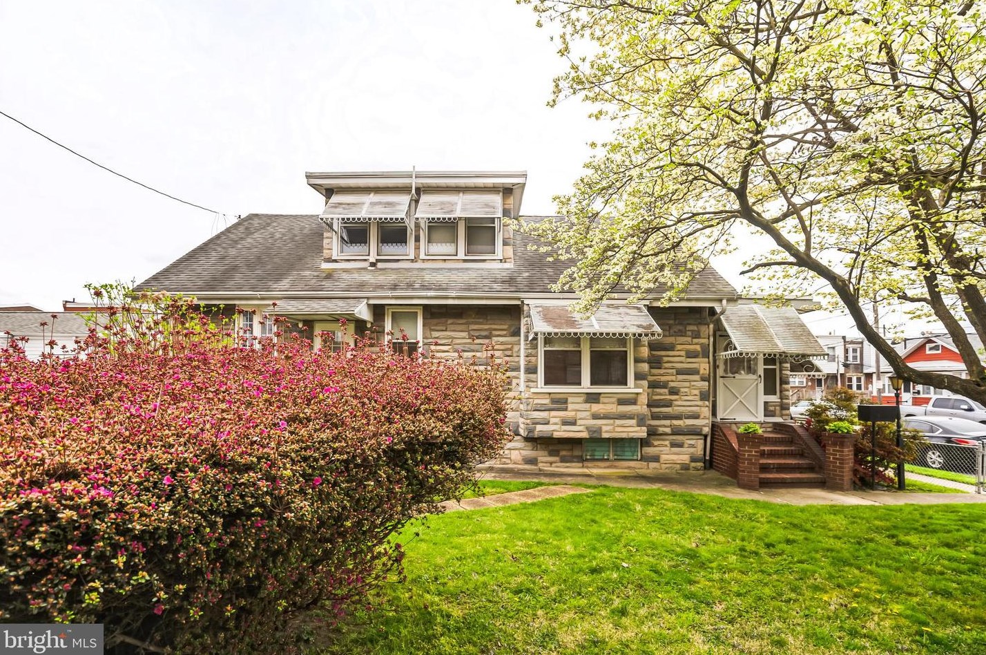 4137 Howell St, Philadelphia PA 19135-3913 exterior