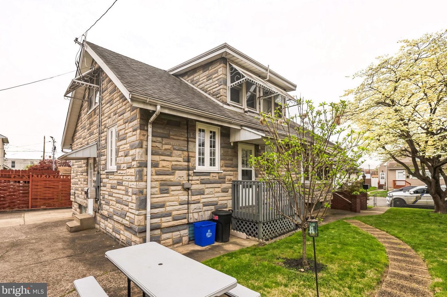 4137 Howell St, Philadelphia PA 19135-3913 exterior