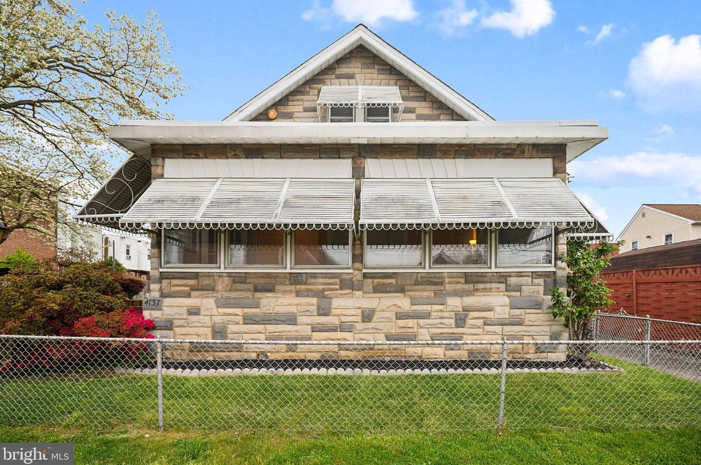 4137 Howell St, Philadelphia PA 19135-3913 exterior
