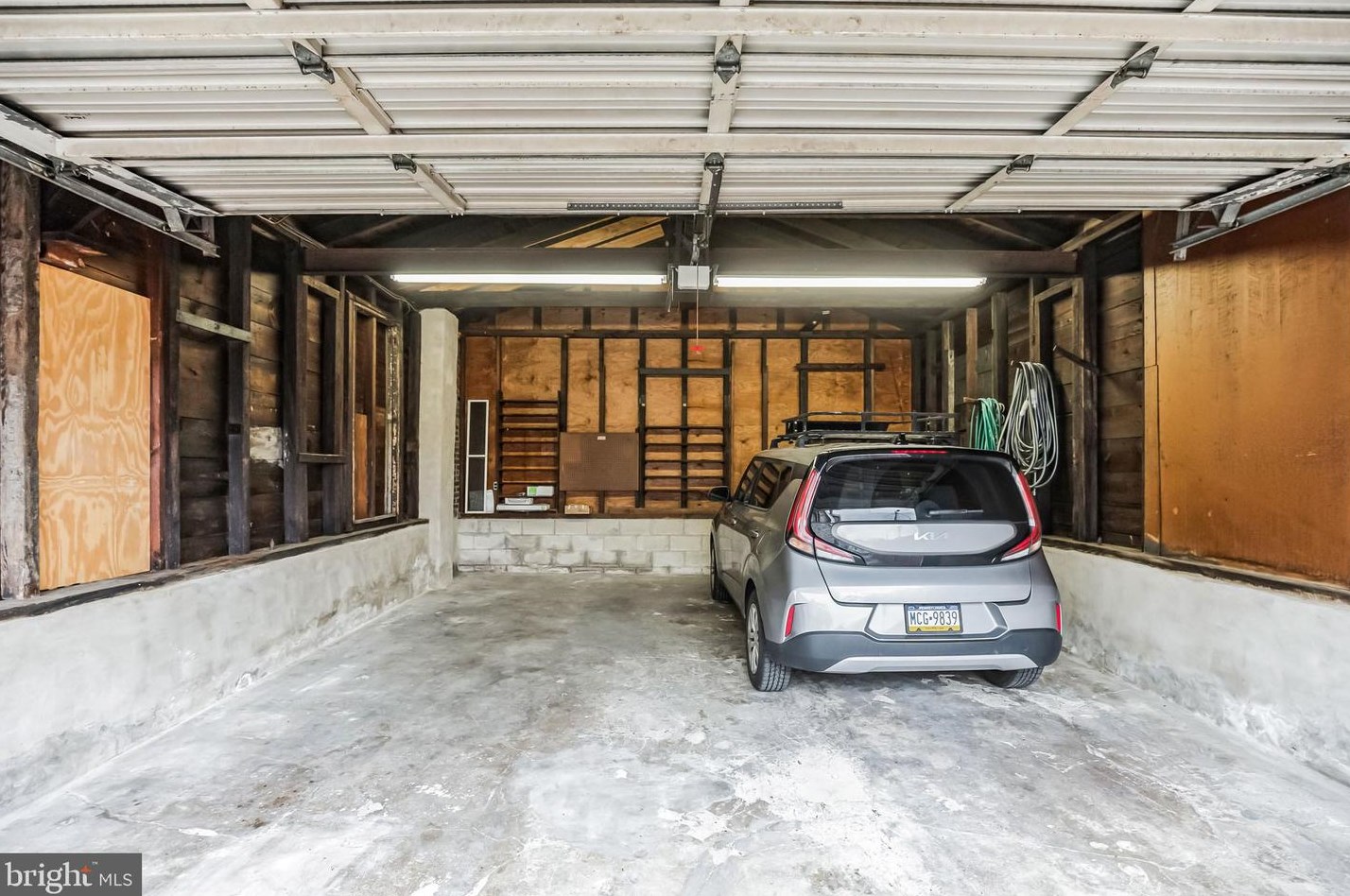 4137 Howell St, Philadelphia PA 19135-3913 exterior