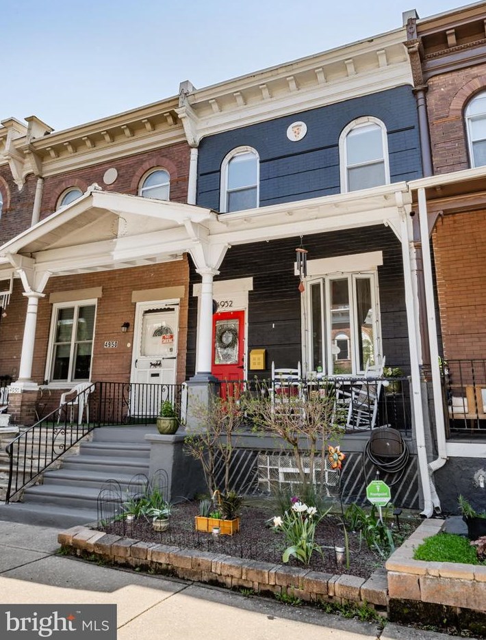 4952 Walton Ave, Philadelphia PA  19143-2009 exterior