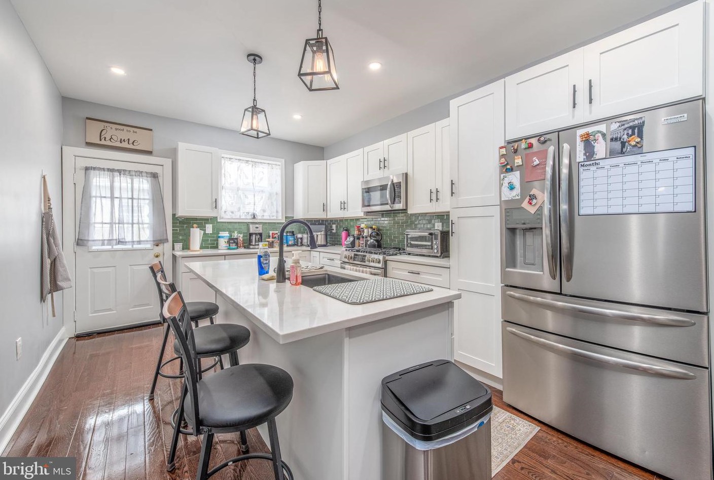 427 Ritner St, Philadelphia PA  19148-3924 exterior