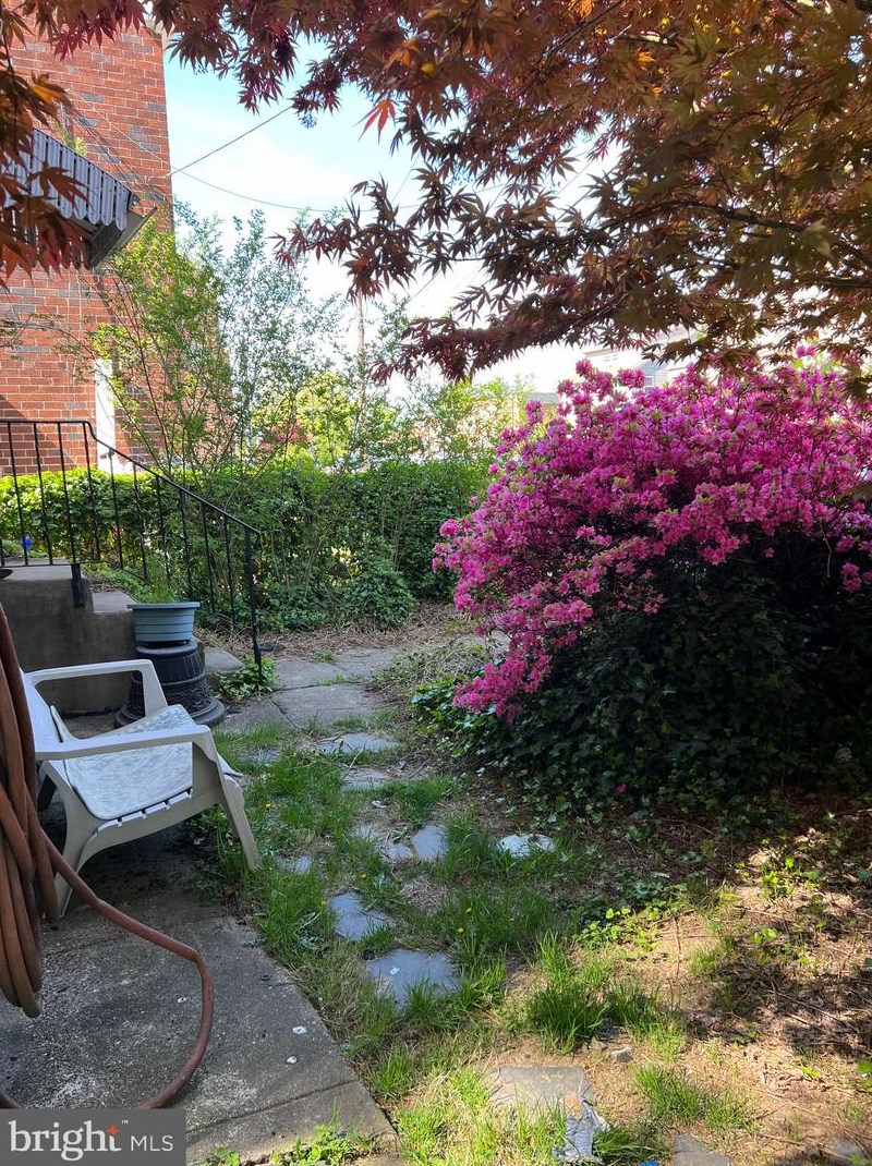 7539 Rising Sun Ave, Philadelphia PA 19111-3635 exterior