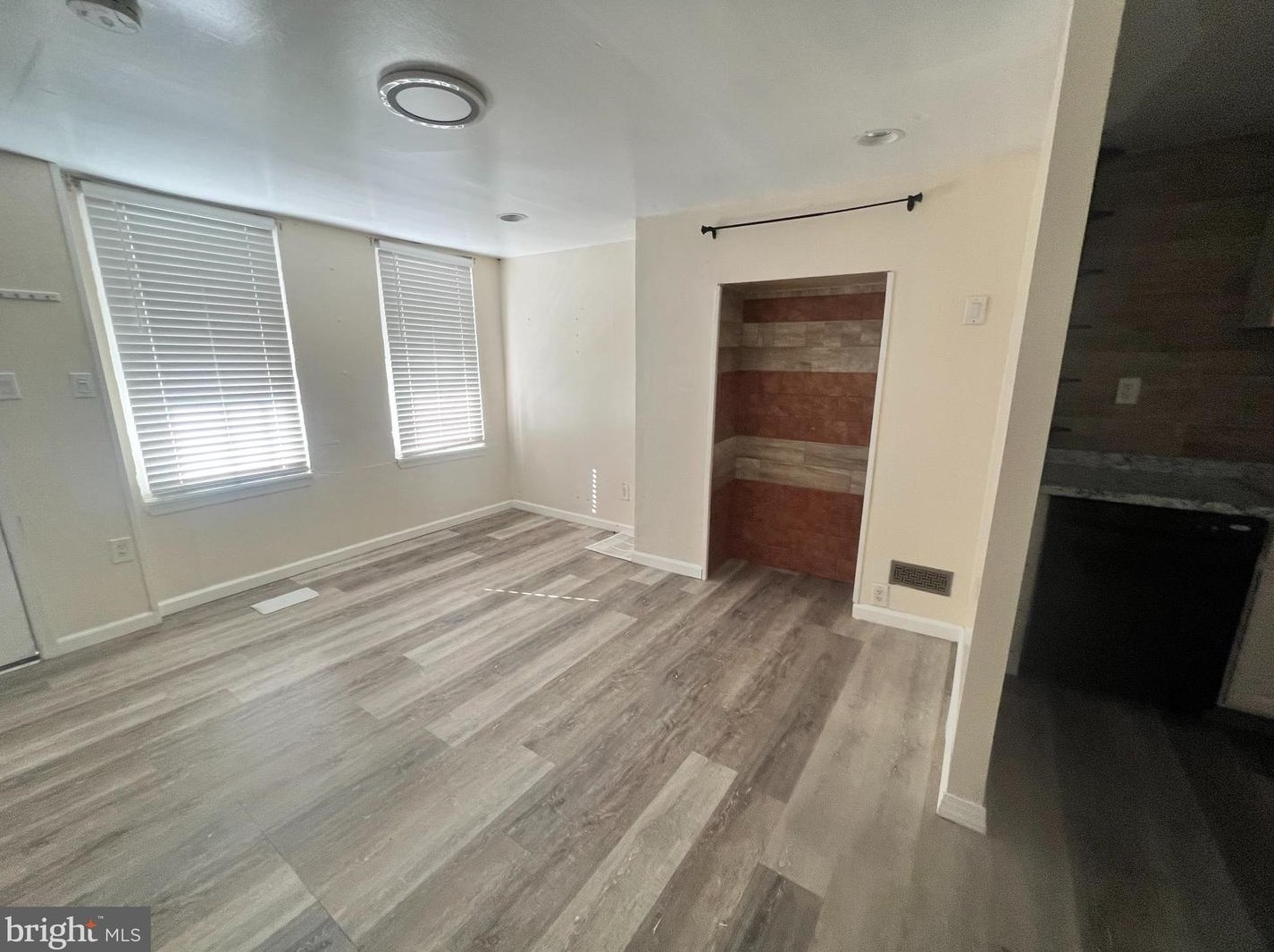 3341 Mutter St, Philadelphia PA  19140-5820 exterior