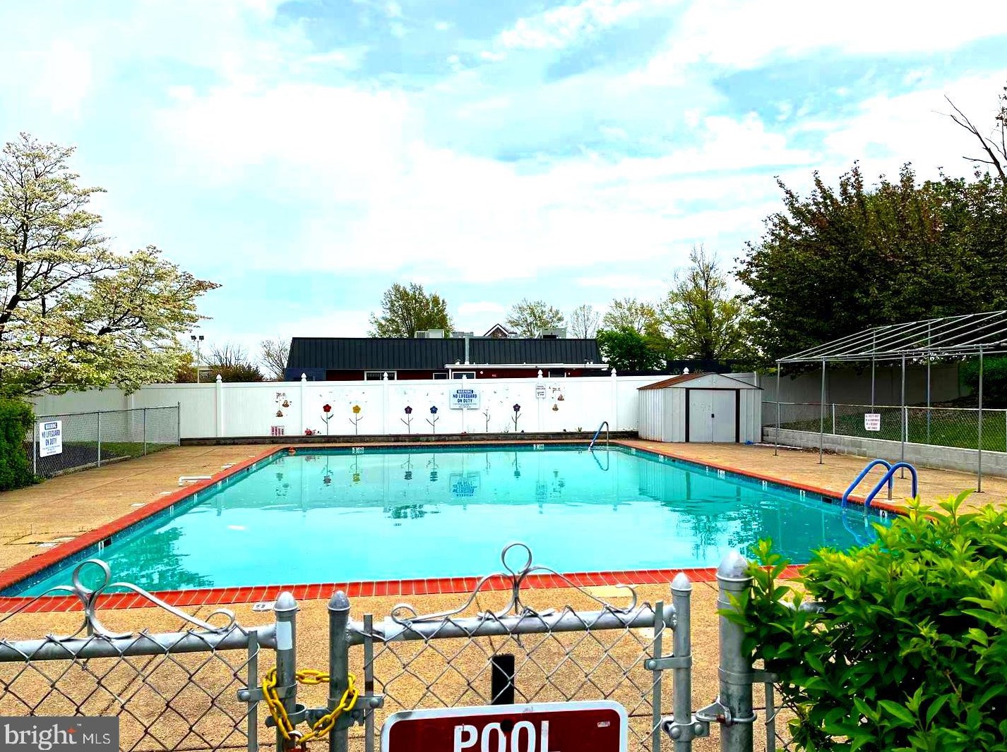 2131 Welsh Rd, Philadelphia PA  19115-4999 exterior