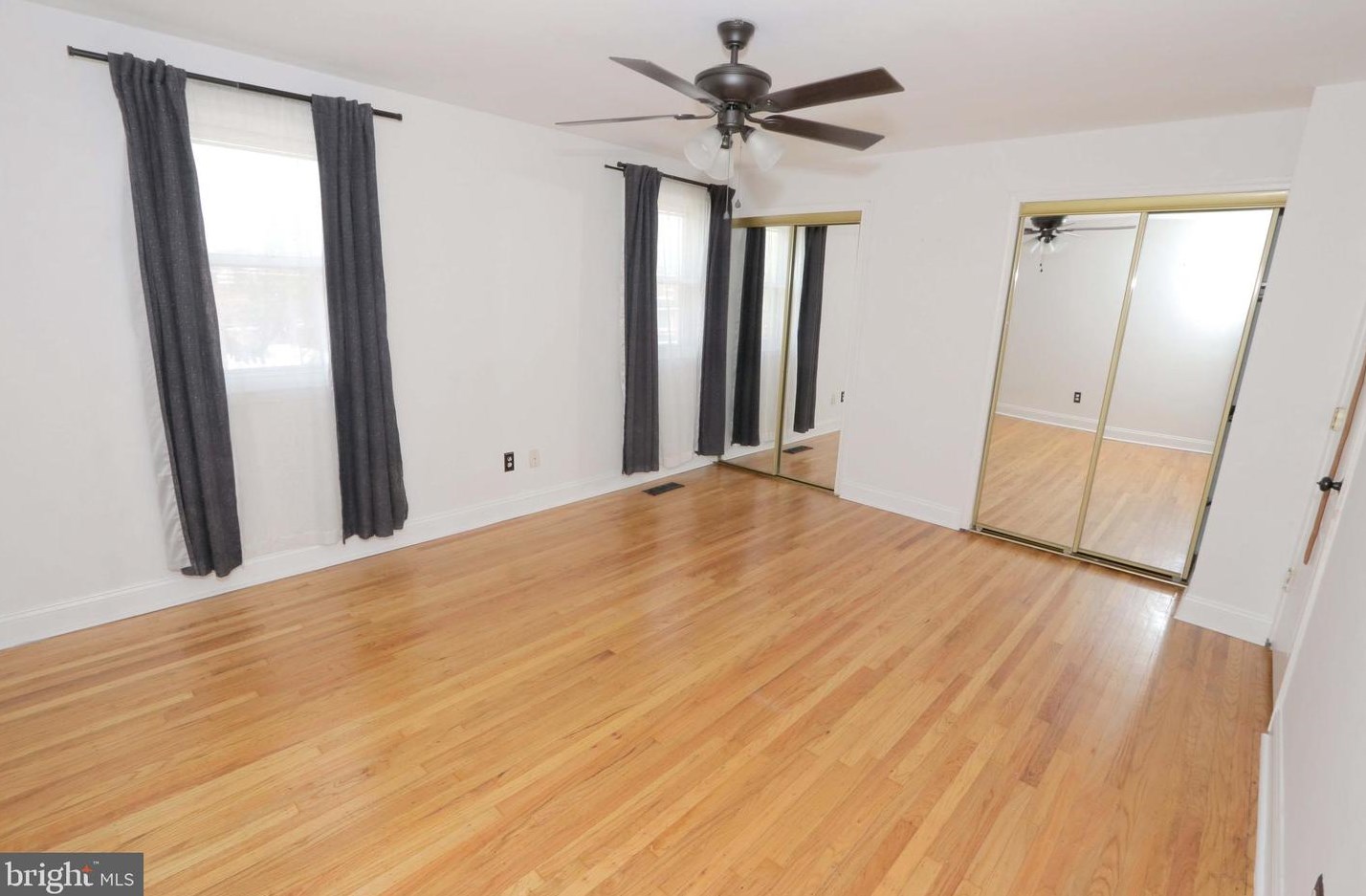 3714 Bellaire Rd, Philadelphia PA  19154-3011 exterior