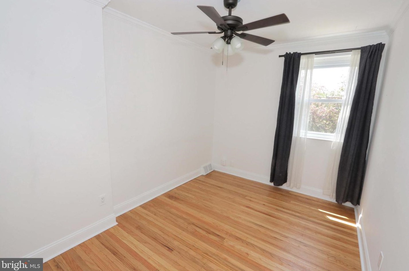 3714 Bellaire Rd, Philadelphia PA  19154-3011 exterior
