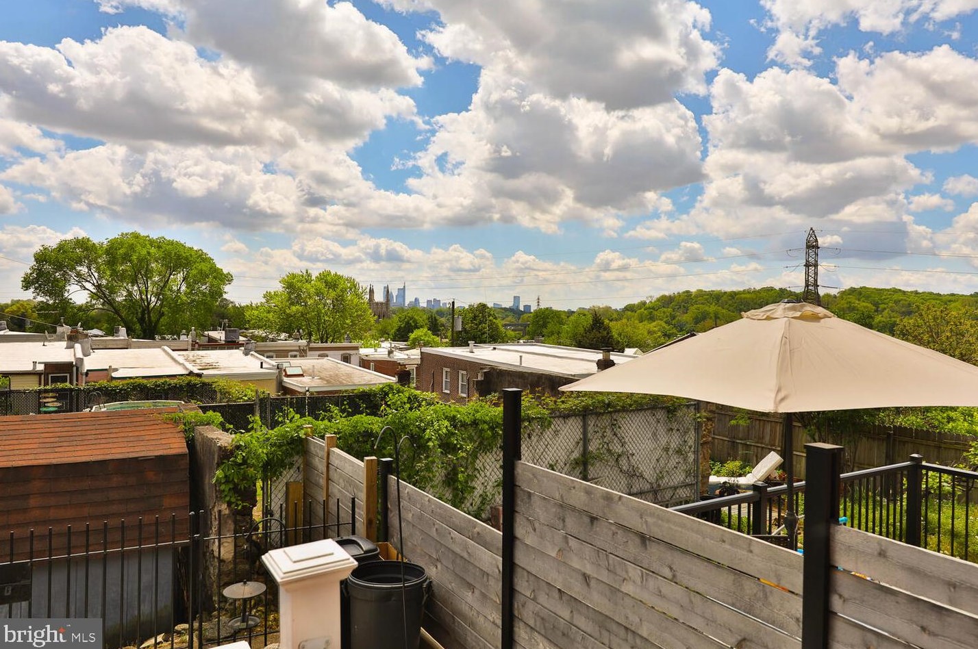 3606 Merrick Rd, Philadelphia PA 19129-1615 exterior