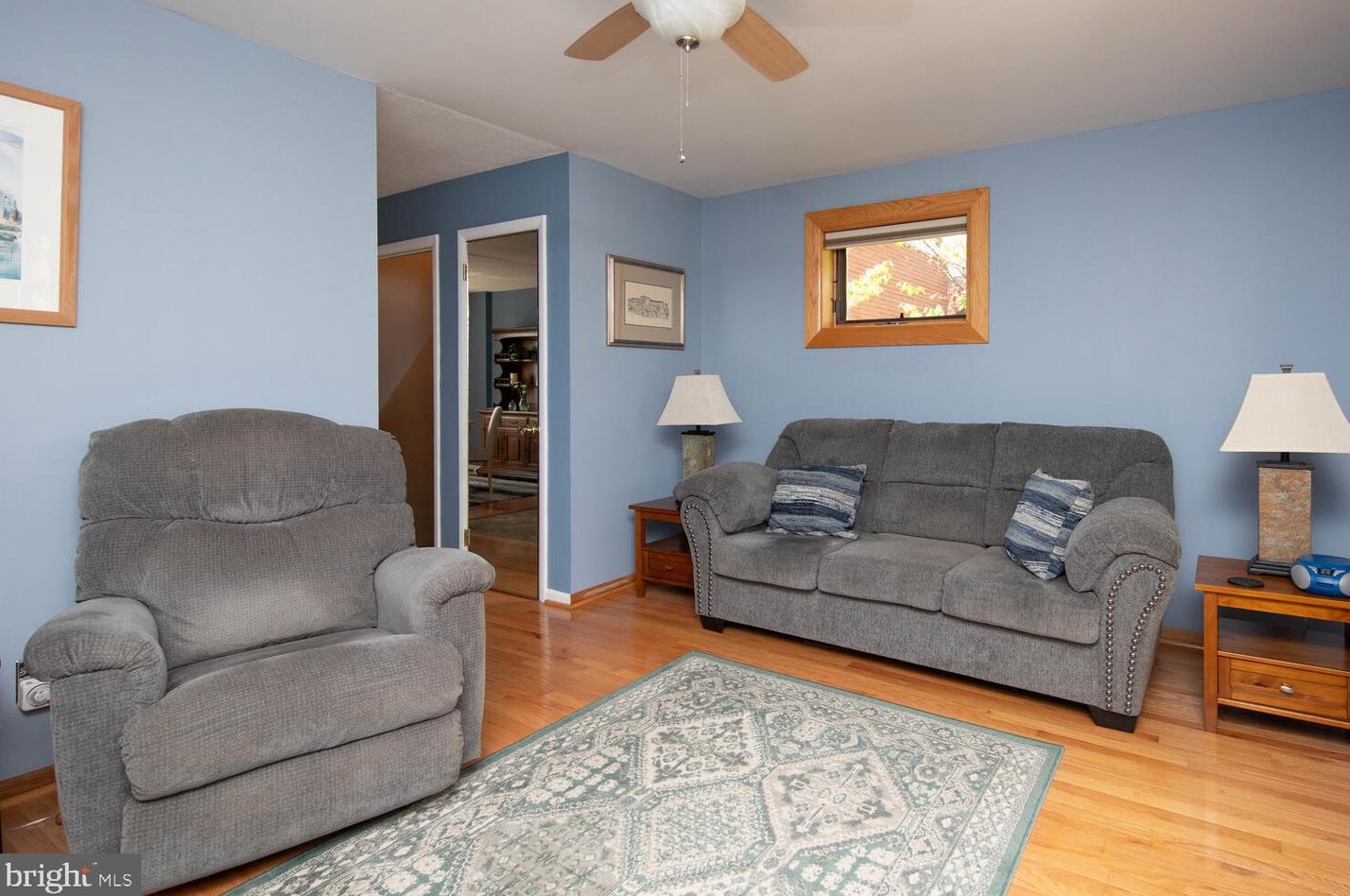 3606 Merrick Rd, Philadelphia PA 19129-1615 exterior