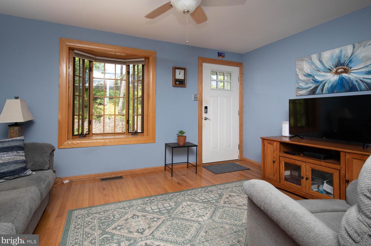 3606 Merrick Rd, Philadelphia PA 19129-1615 exterior