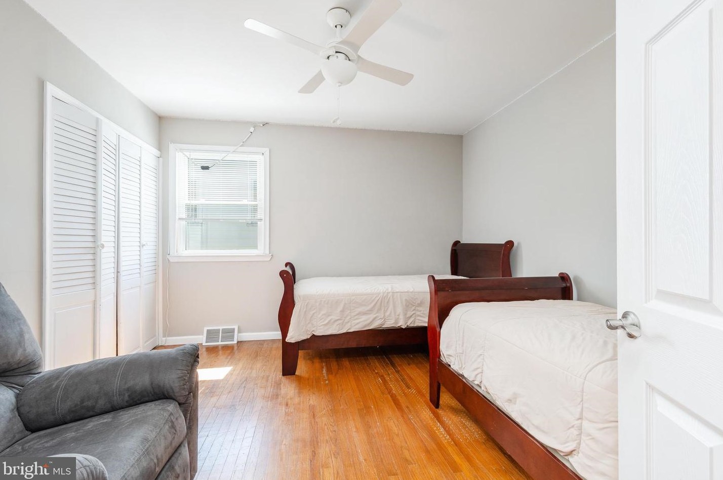 1112 Norwalk Rd, Philadelphia PA 19115-2512 exterior