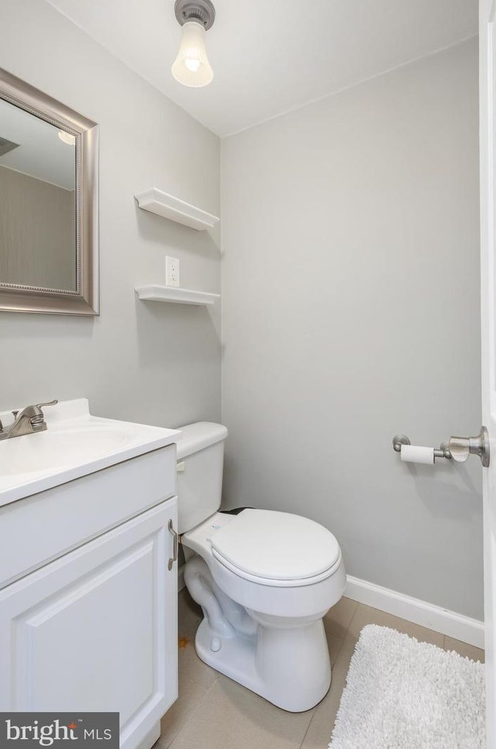 1112 Norwalk Rd, Philadelphia PA 19115-2512 exterior