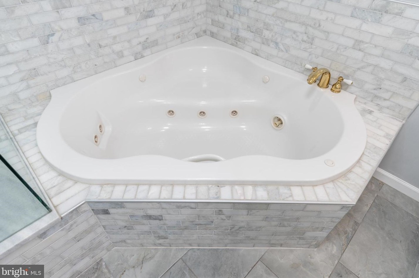 1112 Norwalk Rd, Philadelphia PA 19115-2512 exterior