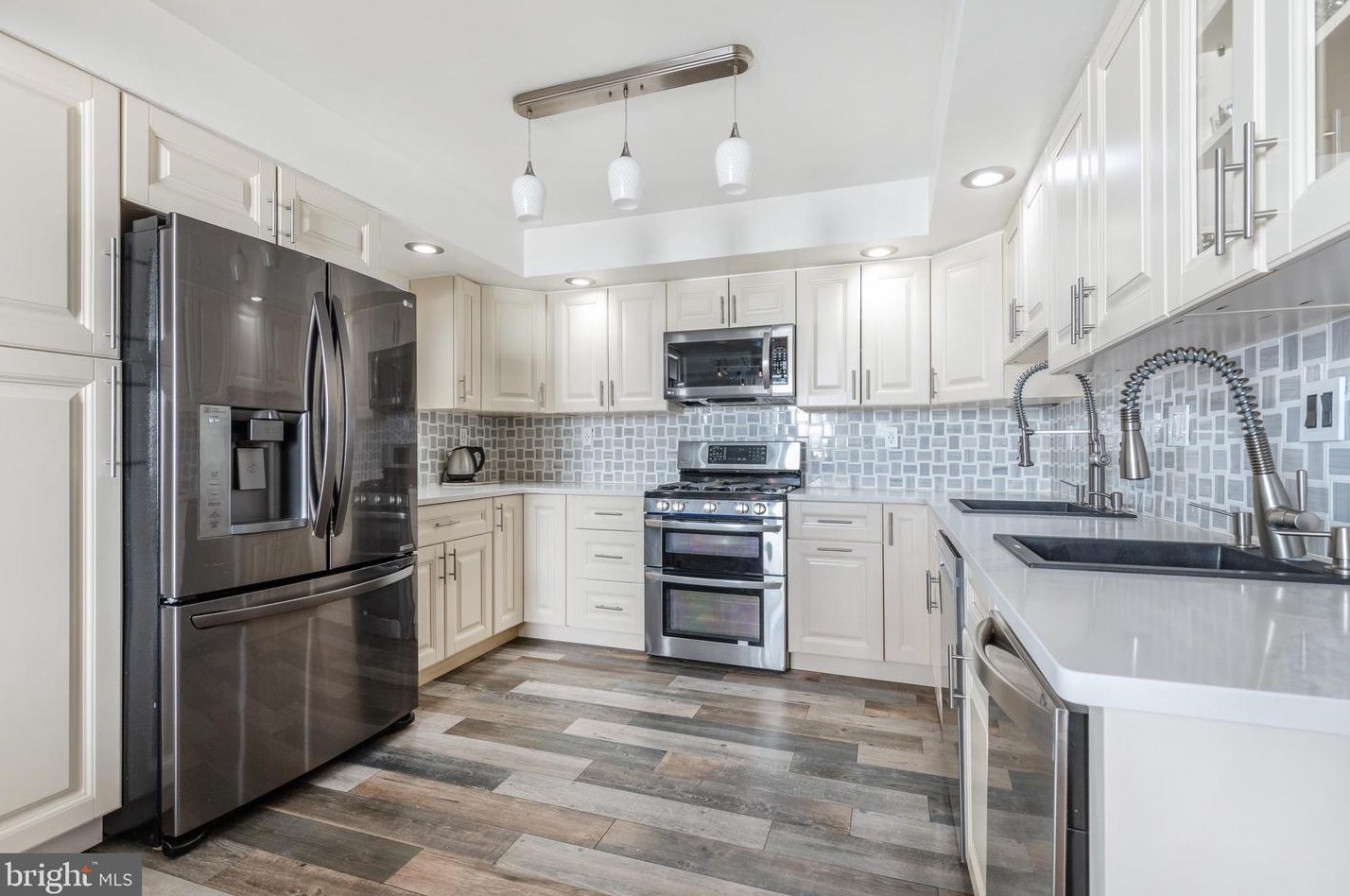 1112 Norwalk Rd, Philadelphia PA 19115-2512 exterior