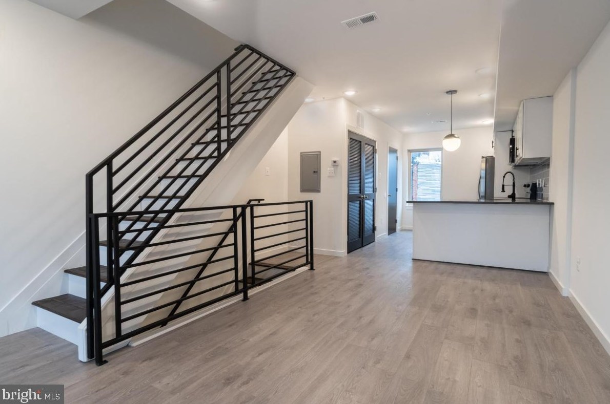 221 Cecil St, Philadelphia PA  19139-3823 exterior