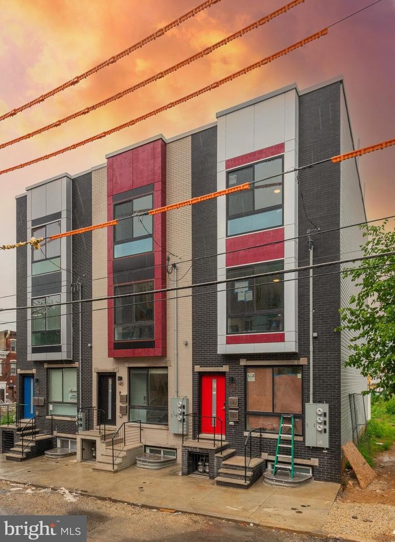 135 Huntingdon St, Philadelphia PA  19133-3818 exterior