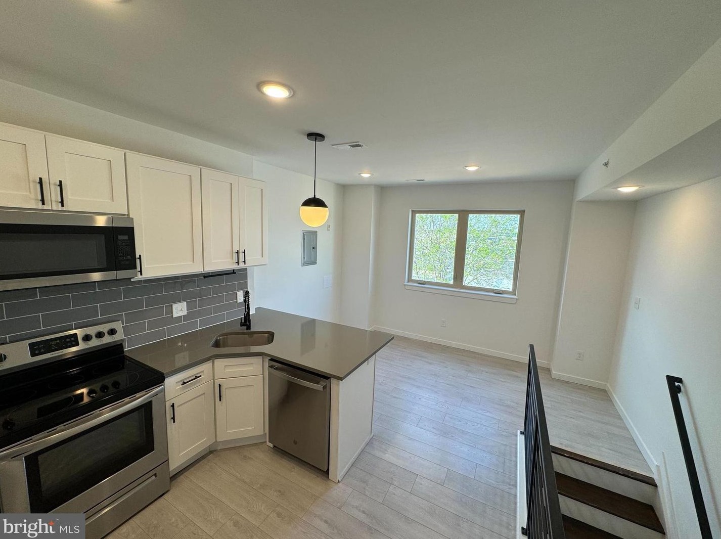 5617 Sansom St, Philadelphia PA 19139-3244 exterior