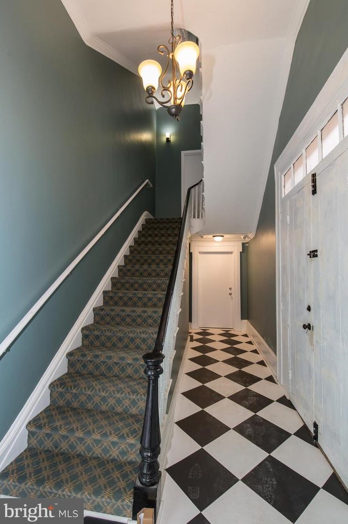 734 Pine St, Philadelphia PA  19106-4005 exterior