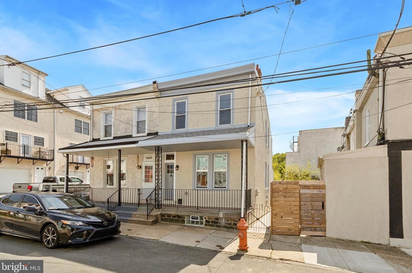 4526 Mitchell St, Philadelphia PA  19128-3318 exterior