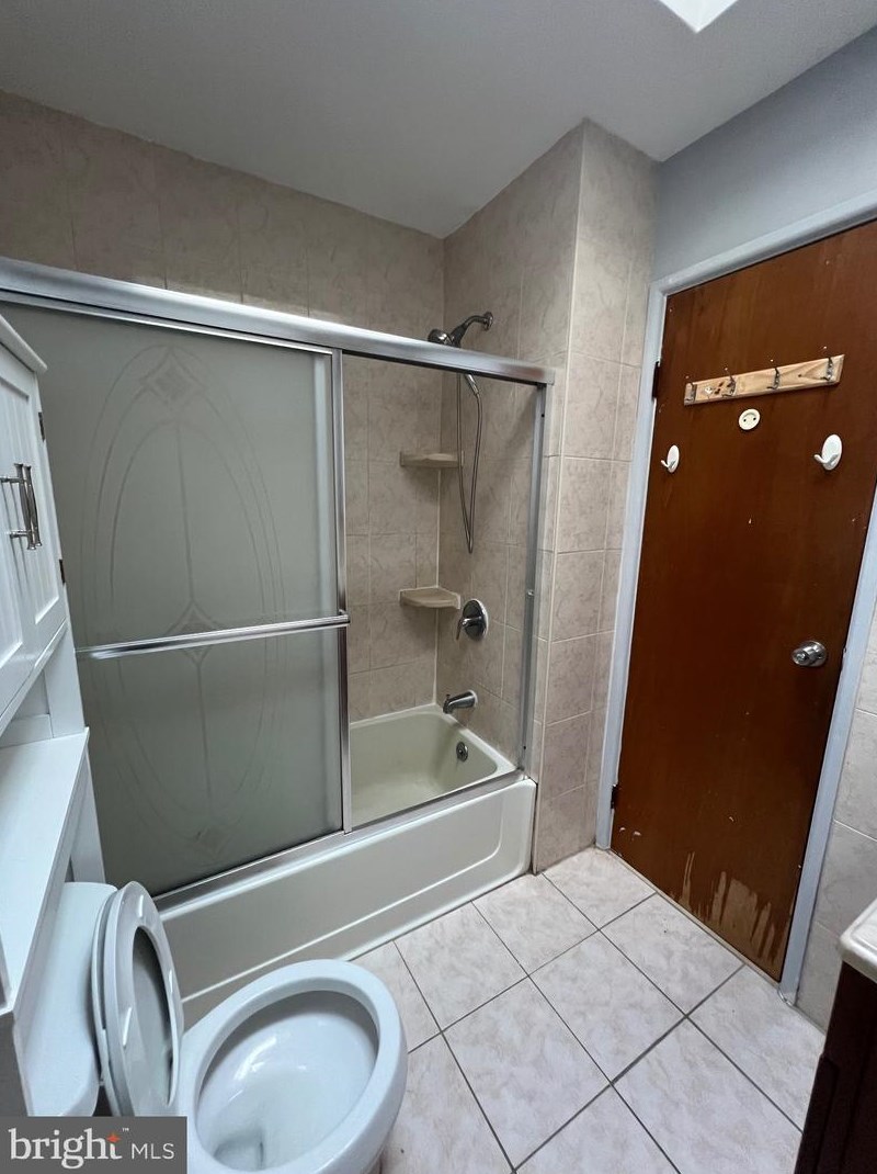 9946 Wingtip Rd, Philadelphia PA 19115-1708 exterior