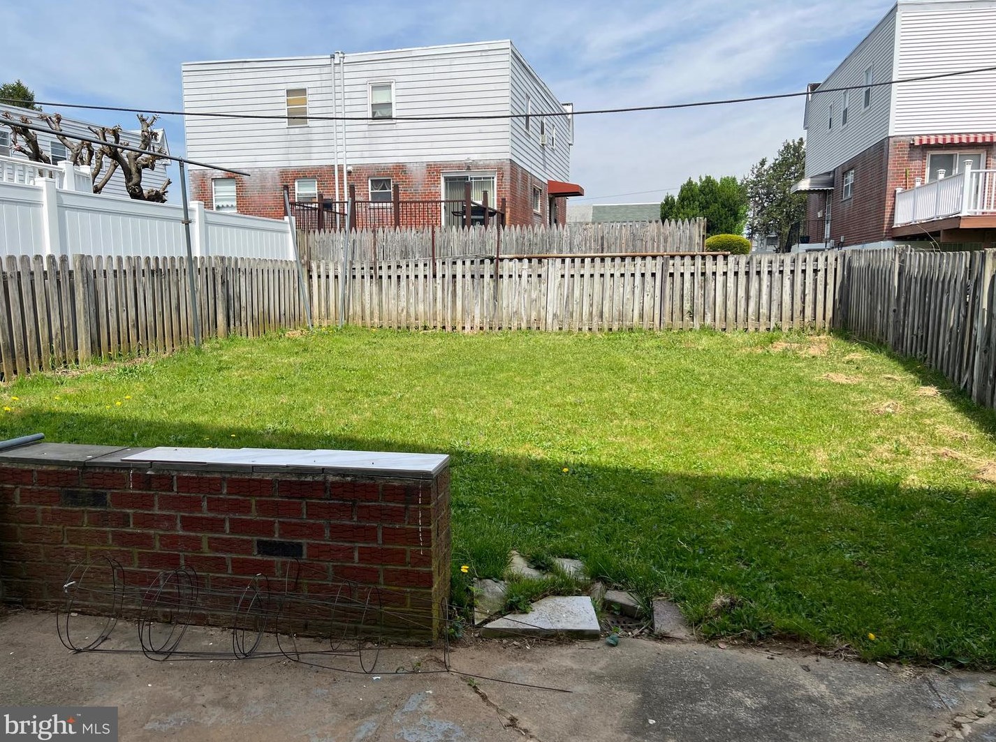 9946 Wingtip Rd, Philadelphia PA 19115-1708 exterior