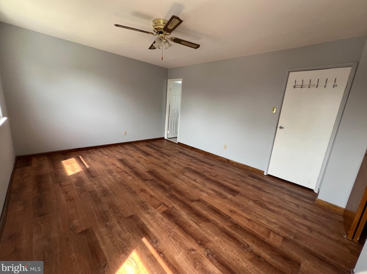 9946 Wingtip Rd, Philadelphia PA 19115-1708 exterior