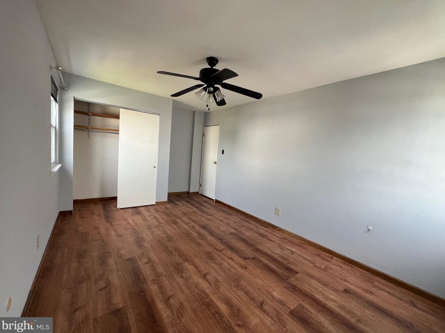 9946 Wingtip Rd, Philadelphia PA 19115-1708 exterior