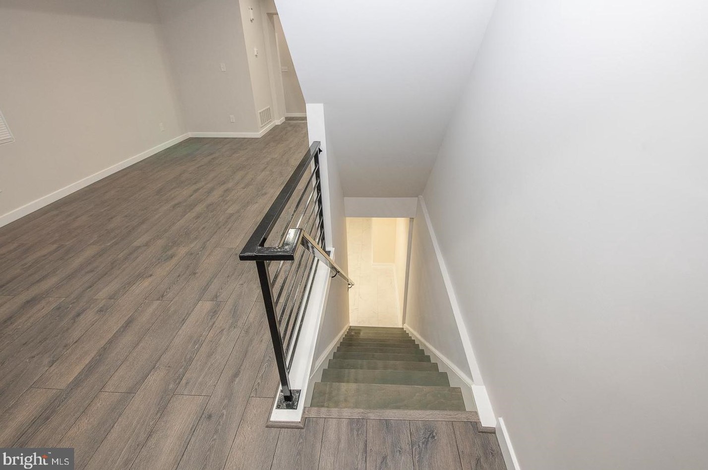 5836 Springfield Ave, Philadelphia PA  19143-5228 exterior