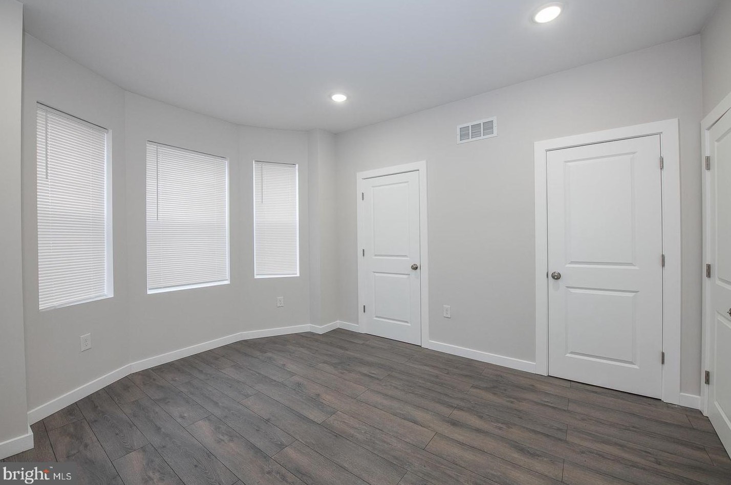 5836 Springfield Ave, Philadelphia PA  19143-5228 exterior