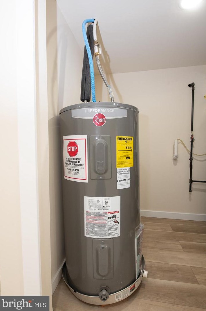 5836 Springfield Ave, Philadelphia PA  19143-5228 exterior