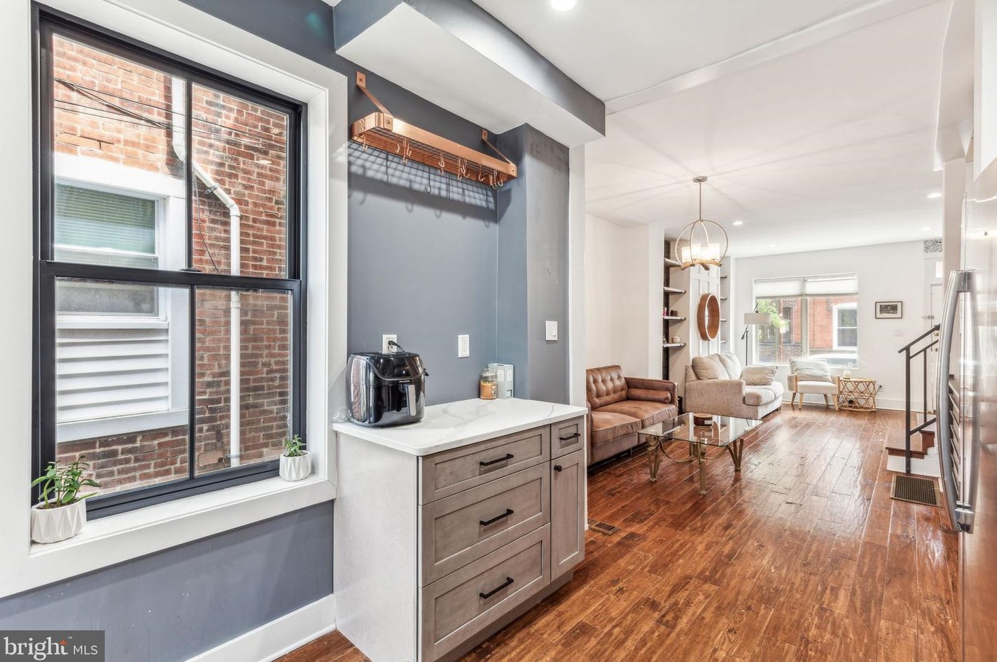 2420 Lambert St, Philadelphia PA  19145-4212 exterior