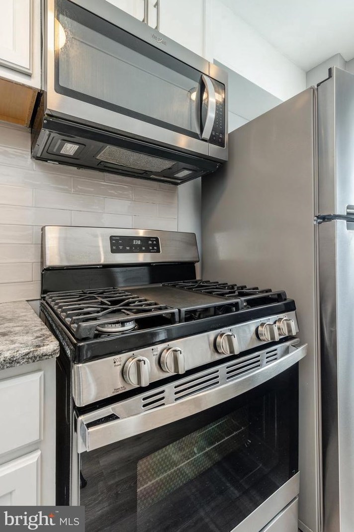 8037 Terry St, Philadelphia PA  19136-2611 exterior